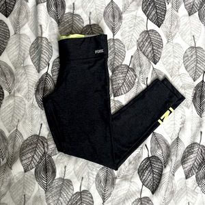 PINK ultimate yoga reversible legging